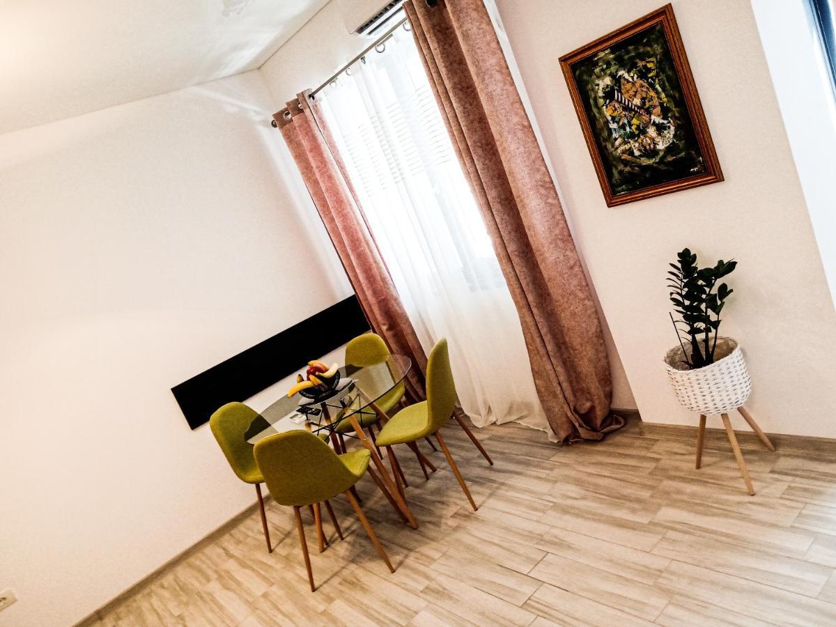Ric Apartament Năvodari Exterior foto